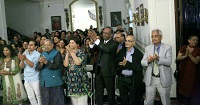 Standing ovation for the artists.