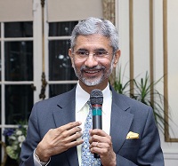 Ambassador Dr. S. Jaishankar welcoming the guests and addressing the gathering at a reception hosted in honour of Congressman Aaron Schock (R-IL), at the Embassy Residence on July 15.
