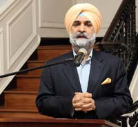Charge d'Affaires Amb. Taranjit Singh Sandhu addressing the gathering during the celebration of 147th Birth Anniversary of Mahatma Gandhi, at the Embassy of India, Washington DC on October 2.
