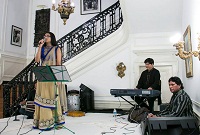 Singer Manjot Kaur performing during presentation of 'Chhalla: Life , Love & Lyrics - An Evening of Punjabi Music' by Embassy of India, Washington DC on January 29, accompanied by Adnan Masood (Keyboard), Ustad Bashir Khan (Banjo) and Ganesh Jagtap (Dholak).