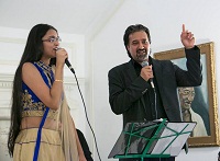Singers Raj Nijjar and Manjot Kaur performing during presentation of 'Chhalla: Life , Love & Lyrics - An Evening of Punjabi Music' by Embassy of India, Washington DC on January 29, accompanied by Adnan Masood (Keyboard), Ustad Bashir Khan (Banjo) and Ganesh Jagtap (Dholak).