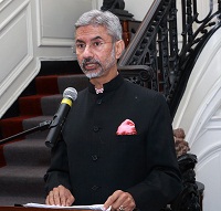 Ambassador Dr. S. Jaishankar addressing the guests and reading out the President's message to the Nation.