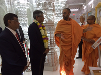 Ambassador Arun K. Singh's visit to Swami Narayan Temple, New Jersey.
