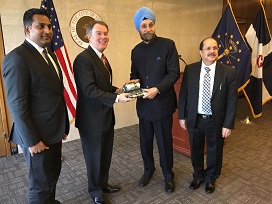 Ambassador Navtej Sarna meeting with Mayor Joe Hogsett of Indianapolis on Jan 9,2017