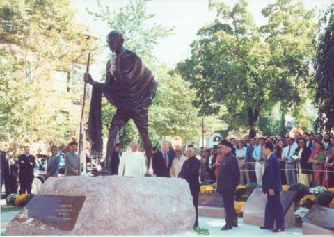 Photo 212 of Past High Level Delegation Visits - Colour Photographs