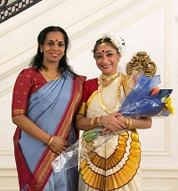 Presentation of bouquet to Ms Priyadarshini Shome by Ms Shobha Subramanian, Dance Director, Jayamangala.