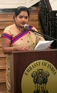 Ms Lakshmi Swaminathan, Director, Natanajali School of Dance, emceeing the cultural event "'Indian Women and the Performing Arts' - A Narrative Through Mohini Attam" featuring Dance Recital by Ms Priyadarshini Shome, presented by Embassy of India, Washington DC on February 26, 2016.