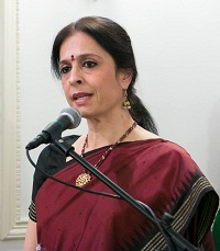 Ms Nalini Prakash, Co-Artistic Director, Spilling Ink., emceeing the cultural event "'Winning Cancer through Dance' - Classical Dance Performance and Talk by Dr. Ananda Shankar Jayant", presented by Embassy of India, Washington DC on February 19, 2016.