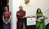Presentation of bouquets.