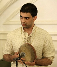 Vinay Mallikaarjun playing the Kanjira.