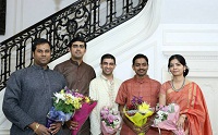 Presentation of bouquets.