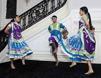 Raas Classical Dance performance by GWISA students Meenu Rajendraprasad, Brinda Mysore and Kunj Bhatt.