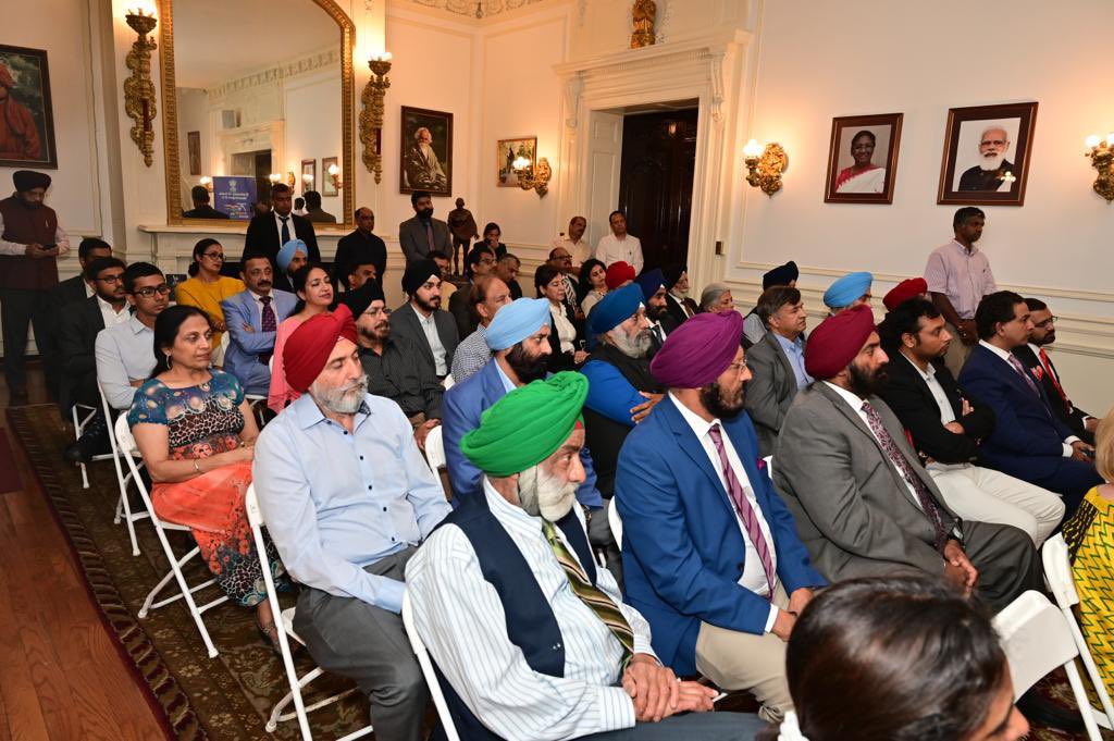 Photo 6 of Discussion on book 'Deep Singh Shaheed' by author Col (Retd.) Harisimran Singh - September 15, 2022