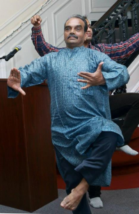 Samples dance and music performance by Shashidharan Nair and the entire troupe.