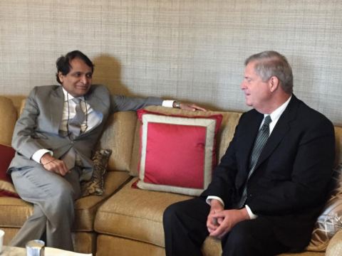 Visit of Mr. Suresh Prabhu, Minister of Commerce & Industry and Civil Aviation to USA, 10-12 June 2018