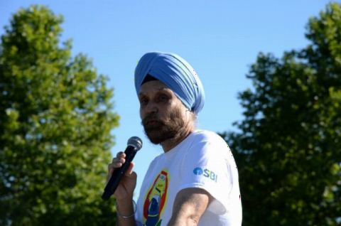 Remarks by Ambassador Navtej Sarna at the 4th International Day of Yoga organized by the Embassy of India in partnership with Friends of Yoga at the US Capitol in Washington, DC on June 16, 2018.