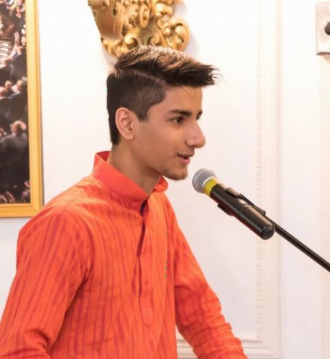 Young poets presenting their poems at Vishwa Hindi Diwas Celebrations at Embassy of India on Saturday, 20 January 2018.