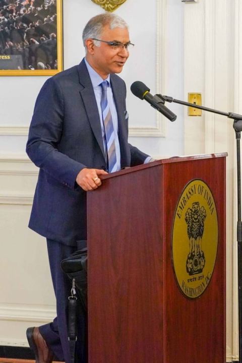 Mr. Santosh Jha, Charge d'Affaires speaking at the Opioid Awareness Initiative Programme held in association with American Pain Association at the Embassy of India on Wednesday, 27 June 2018.