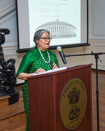 Ms. Uma Ramakrishnan, renowned painter, speaking at the cultural event titled "A Walk Through The Artist's Mind" presented by the Embassy of India, Washington, DC, at the Embassy premises on Friday, May 5, 2017.