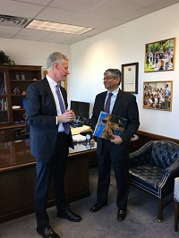 Ambassador Arun K. Singh meeting with Kevin J. Worthen, President of Brigham Young University, Provo, Utah on March 2, 2016.