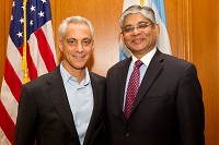 Ambassador Arun K. Singh with Mayor of Chicago Rahm Emanuel on August 27, 2015.