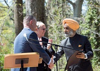 Citation from Maryland Governor presented to Charge d'Affaires Ambassador Taranjit Singh Sandhu.