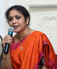 Ms. Anand Shakar Jayant, Bharatnatyam/Kuchipudi Dancer/Choreographer, during the panel discussion - with Ananda Shankar Jayant.
