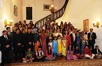 Prime Minister and External Affairs Minister with Officials and their families at the Indian Embassy in Washington DC.(Sept. 30, 2014)