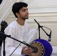 Kamalakiran Vinjamuri playing the Violin & Mridangam.